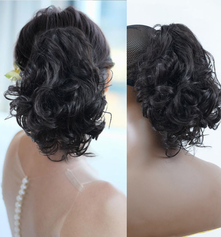 Veelzijdige krullende paardenstaart hairextension voor dames; perfect voor dagelijkse haarstyling of speciale gelegenheden met extra krullen.