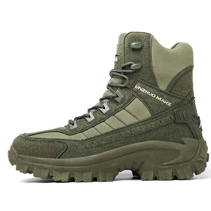 Beschermende waterdichte heren werkschoenen, klaar voor elk outdoor avontuur of klus.