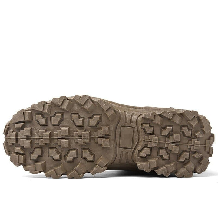 Suède waterdichte heren werkschoenen, bieden bescherming en ademend comfort buiten.