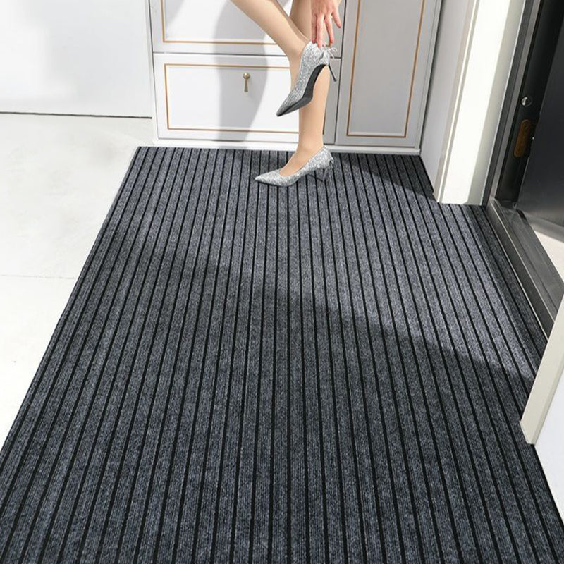 Antislip vloertapijt, wasbaar & vetbestendig. Ideaal voor keuken, hal of deurmat. Verhoogt veiligheid & interieur.