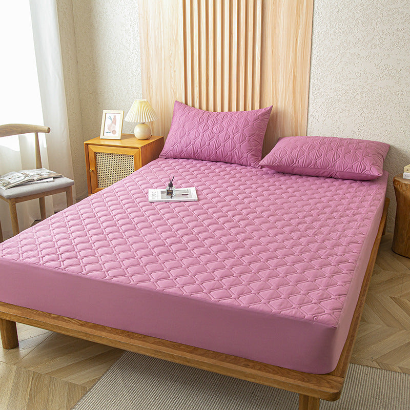 Hoogwaardige waterdichte matrasbeschermer, gewatteerd voor optimale ondersteuning en comfort.