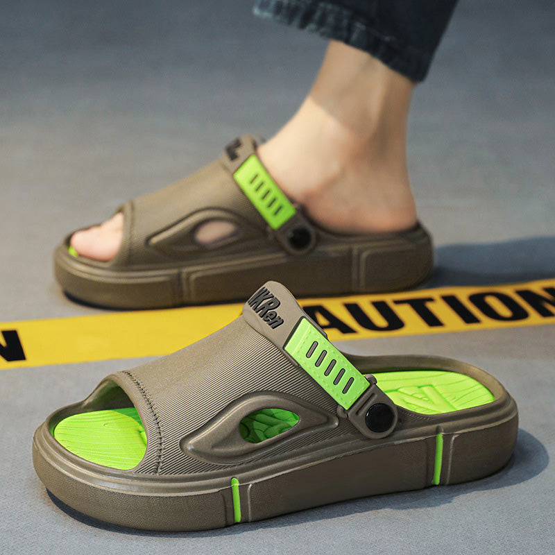 Zomerschoenen: stijlvolle heren strandsandalen, ontworpen voor maximaal comfort en duurzaamheid bij outdoor activiteiten.