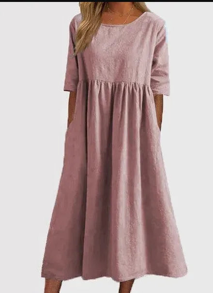 Ademende linnen damesjurk, perfecte keuze voor een luchtige, casual en modieuze zomer.