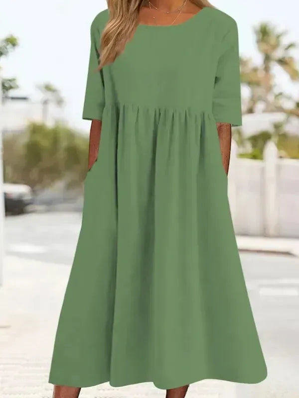 Relaxte pasvorm linnen maxi jurk voor dames, essentieel voor een luchtige en casual zomerlook.