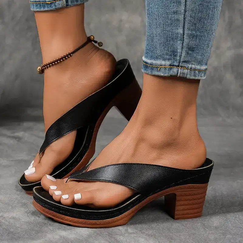 Elegante dames sandalen met hoge hak, ideaal voor zomerse outfits, stijlvol en comfortabel.