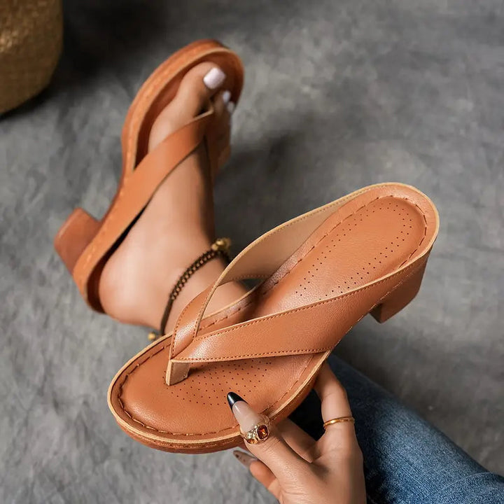 Optimaal draagcomfort met deze orthopedische hoge hak sandalen voor dames, ideaal voor lange dagen.