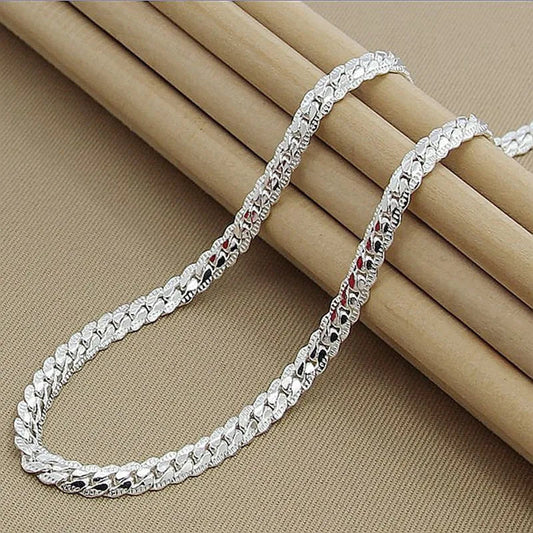 Sterling zilveren halsketting, tijdloze elegantie, glanzend 925 zilver, verfijnde afwerking, perfect voor elke gelegenheid.
