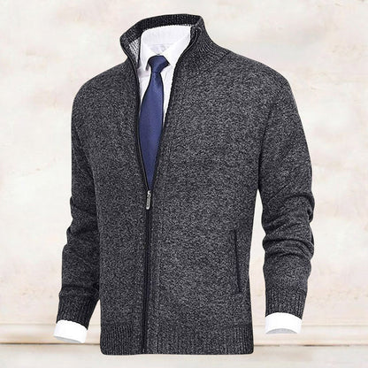 "Stijlvol donkergrijs WAYLON zomer vest met rits voor heren in hoogwaardige fleece, trendy en comfortabel voor elke dag."