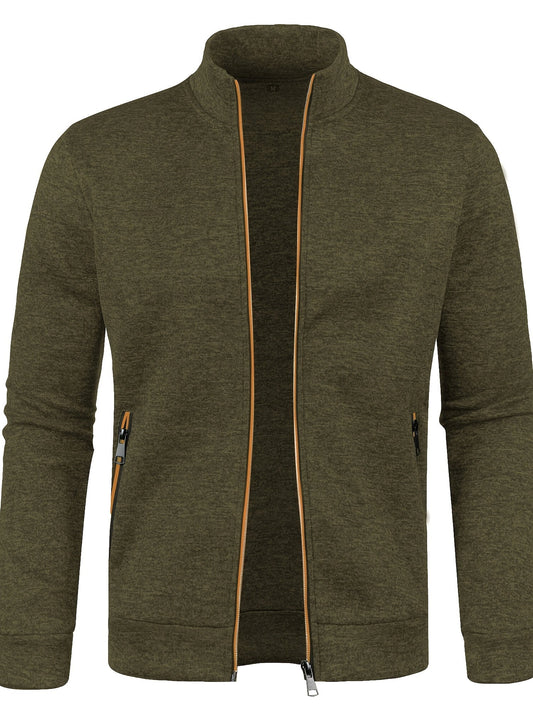 "Stijlvol handmade heren vest, elegant design met verborgen ritszakken en luxe zachte stof, perfect voor elke moderne man."