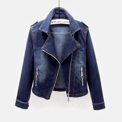 "Stijlvolle dames denim spijkerjas, vintage look met klassieke kraag en metalen knopen, flatterende pasvorm."
