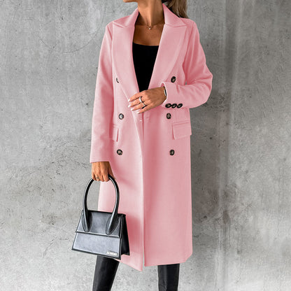 Stijlvolle dames winterjas met strakke lijnen, warme isolatie en diverse kleuren. Perfect voor koude dagen, elegant en comfor
