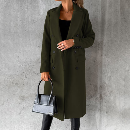 Stijlvolle dames winterjas met strakke lijnen, warme isolatie en diverse kleuren. Perfect voor koude dagen, elegant en comfor