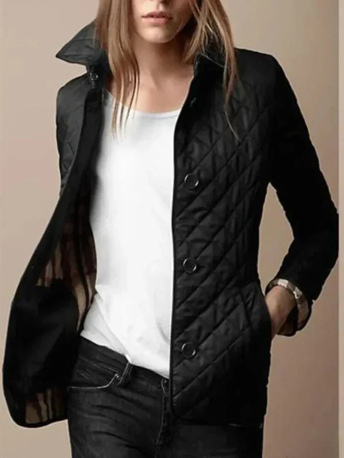 "Stijlvolle damesjas in beige met luxe stoffen, ademend en veelzijdig, perfect voor elke seizoensoutfit."