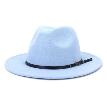 "Stijlvolle damestoffen hoed, licht materiaal, trendy design, diverse kleuren, perfect voor zomerlooks."
