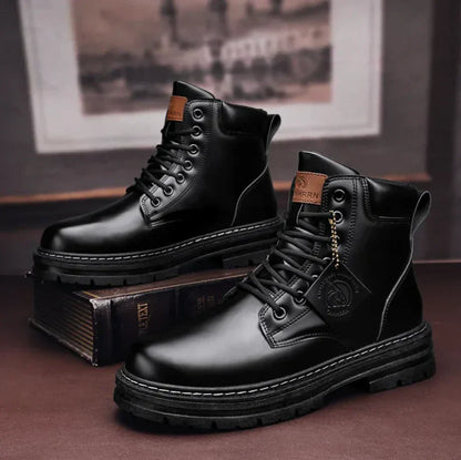 "Stijlvolle heren veterschoenen met klassieke uitstraling, hoogwaardige materialen, subtiele stiksels en stevige constructie.