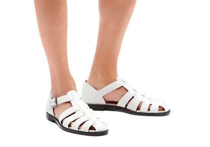"Stijlvolle leren gladiator sandalen voor heren met stevige rubberen zool, antislip en duurzame bandjes voor comfort."