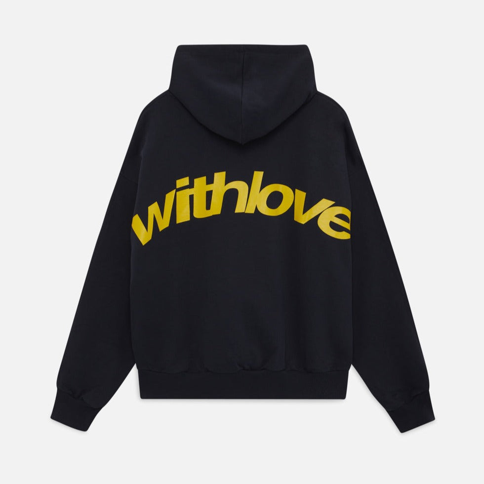 "Stijlvolle oversized hoodie met geel 'Withlove'-design, contrasterend en comfortabel voor een moderne streetwear-look."