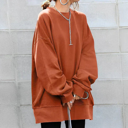 "Stijlvolle oversized trui Joséfine, comfortabele pasvorm met zachte stof, ideaal voor milieubewuste mode in dameskleding."