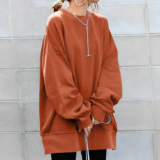 "Stijlvolle oversized trui met ronde hals, lange mouwen, zacht gebreid, ademend textiel, perfect voor casual streetwear."