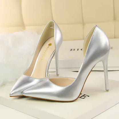 "Stijlvolle T-strap orthopedische pumps voor dames, zwarte elegante hakken met ergonomische zool voor comfort en steun"