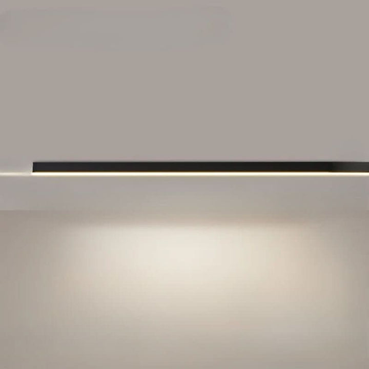 Warmwit licht LED plafondlamp, dimbaar en minimalistisch voor gezellige sfeer in woonkamer.