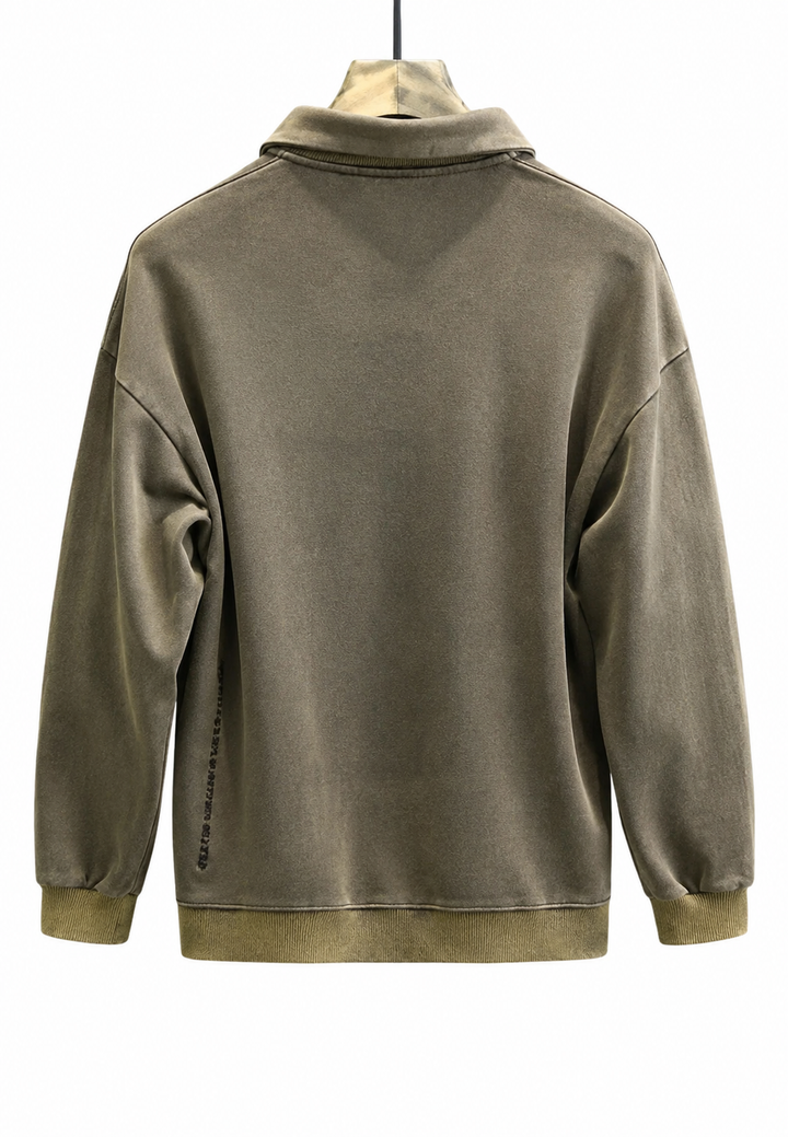 Vintage stijl heren poloshirt met lange mouwen en trendy gewassen look. Comfortabel en modern voor mannen.