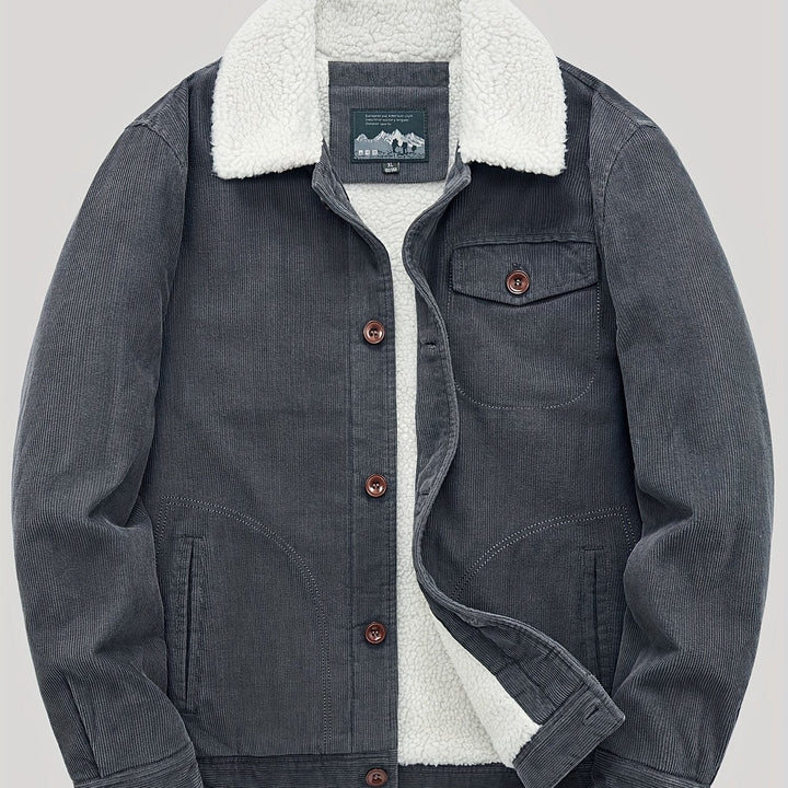 Heren mode: trucker winterjas met lange mouwen en robuuste knopen.