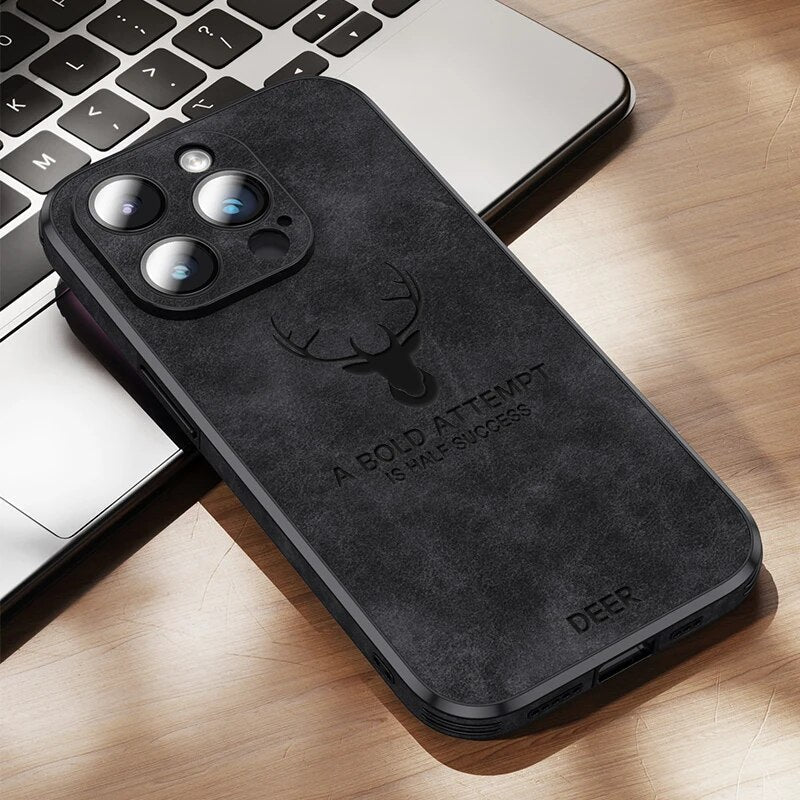 Elegant en functioneel leren iPhone hoesje, biedt optimale bescherming en een luxe grip.