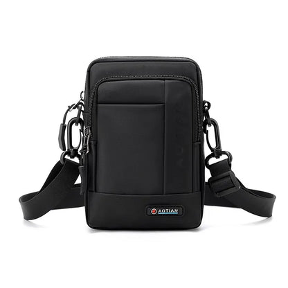 "Tactische heren crossbody tas, robuust ontwerp met meerdere opbergvakken, verstelbare riem, ideaal voor dagelijks gebruik."