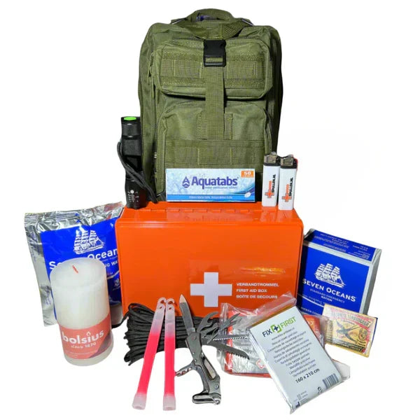 Tactische 20L unisex rugzak met noodpakket, ideaal voor survival, outdoor avontuur & crisisvoorbereiding.