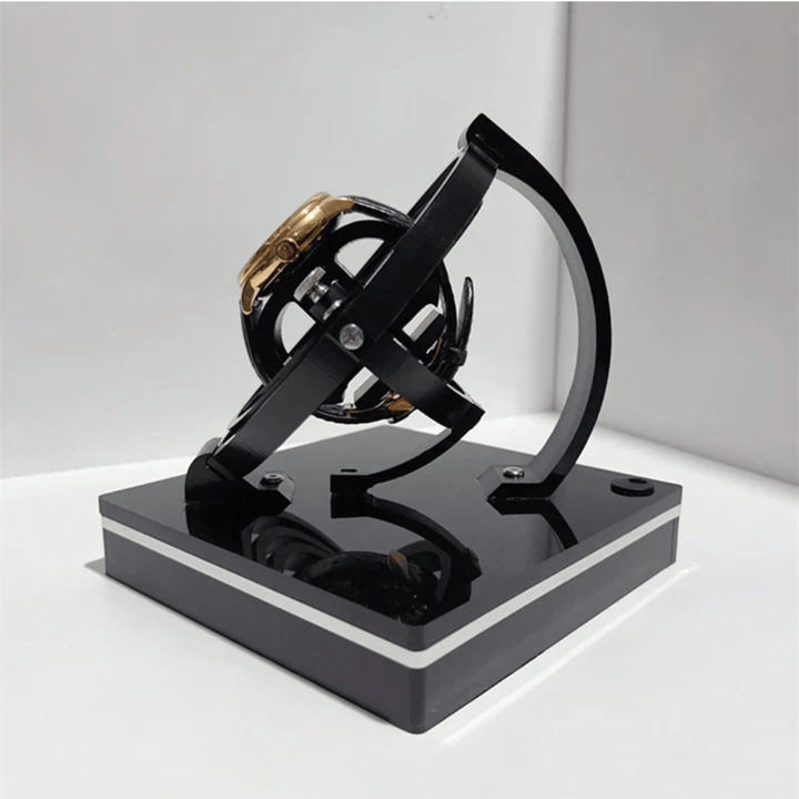 Elegante watchwinder voor automatische horloges, houdt ze op tijd en veilig opgeborgen met stille motor.