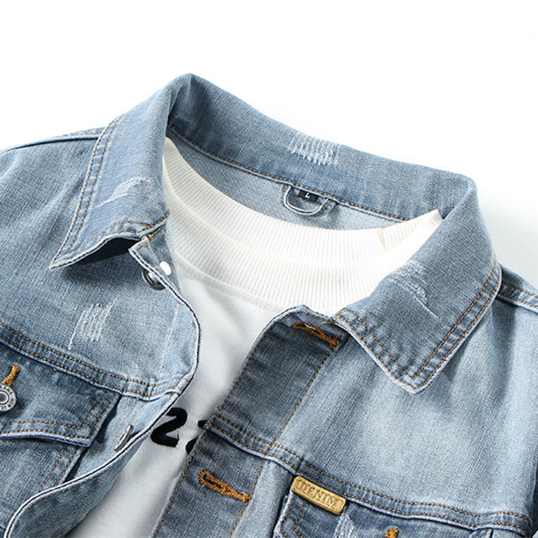 Casual heren denim jack, makkelijk te combineren. Creëer eenvoudig een relaxte maar modieuze outfit. Comfortabel.