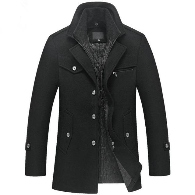 Klassieke double-breasted heren winterjas, dikke stof voor warmte, geschikt voor zakelijke en formele kleding.