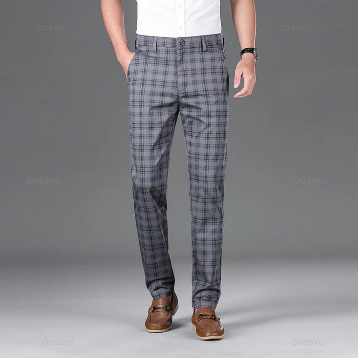 Casual heren geruite broek, comfortabel voor alledaags gebruik of een relaxte zakelijke outfit.