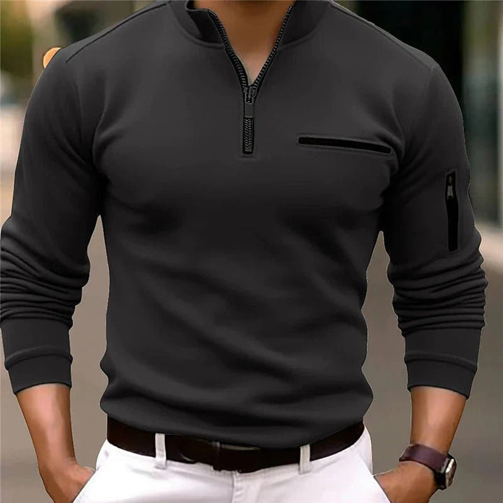 Moderne heren trui met kwart rits. Deze stijlvolle gebreide sweater biedt comfort en een trendy look voor mannen.