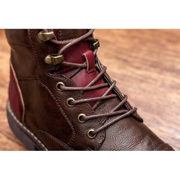 Comfortabele zool van bordeaux heren enkellaarzen, biedt grip en warmte voor de winter en casual stijl.
