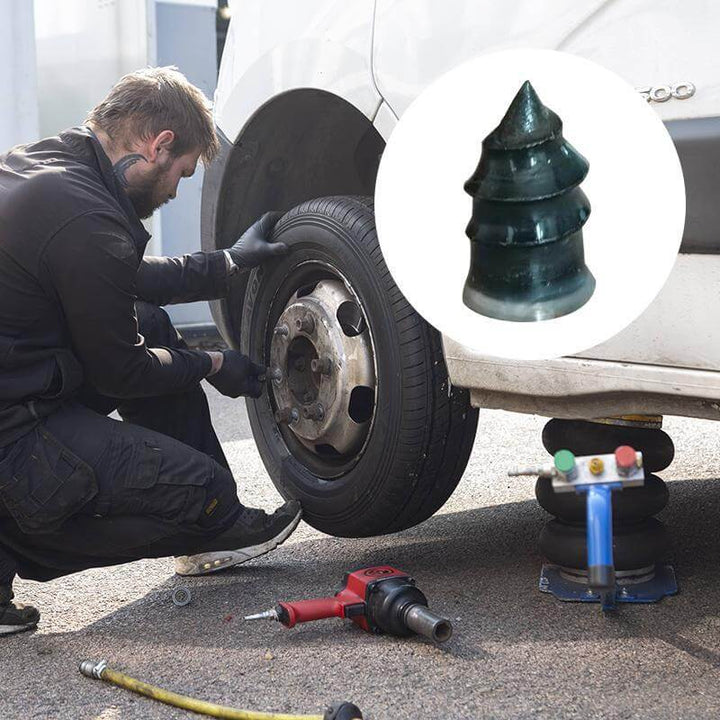 Universele reparatieset voor banden van auto, motor, vrachtwagen; onmisbaar gereedschap voor noodreparatie van lekke band.