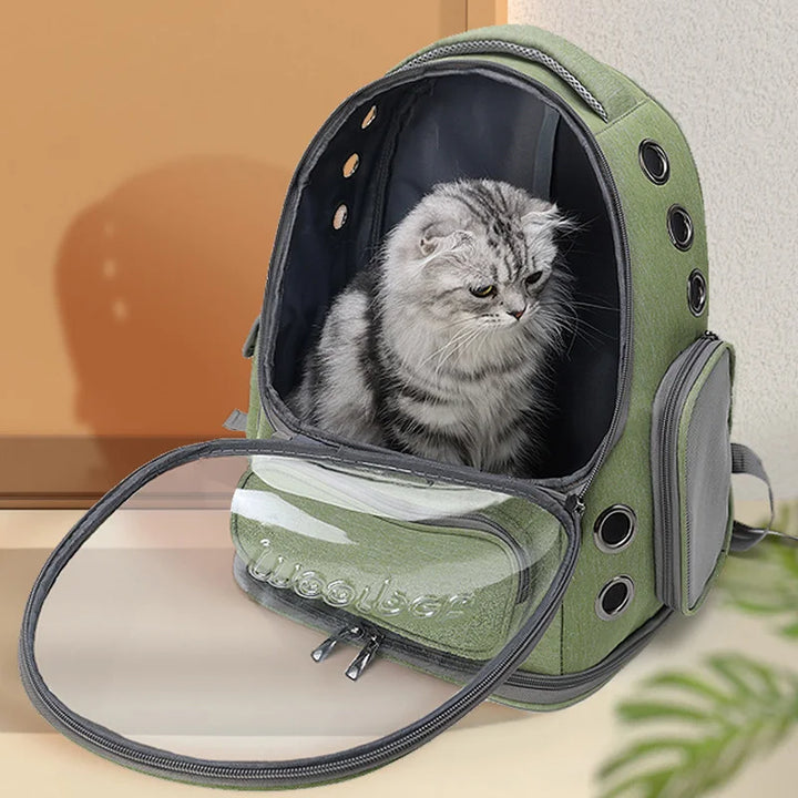 Ergonomische dierenrugzak met kijkvenster; comfortabel voor eigenaar en huisdier op avontuur.