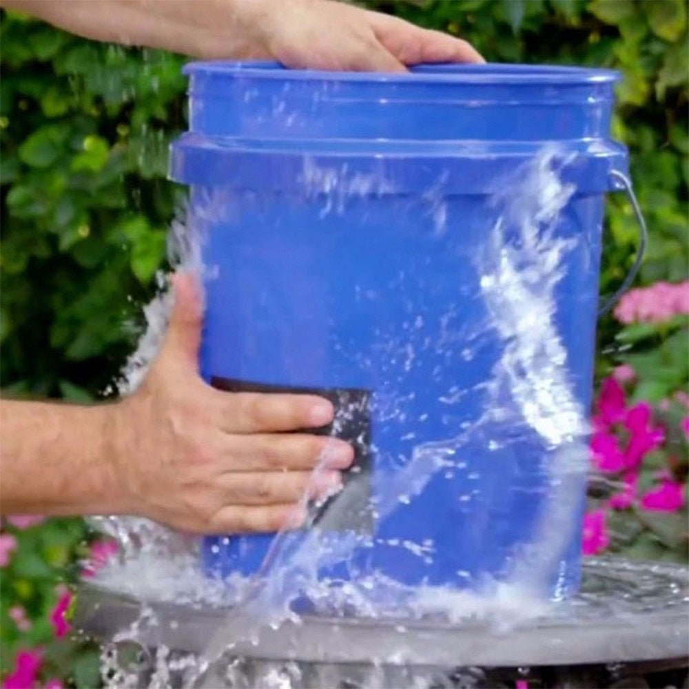 Rol universele waterdichte reparatietape, klaar voor het dichten van lekken in huis en buitenshuis.