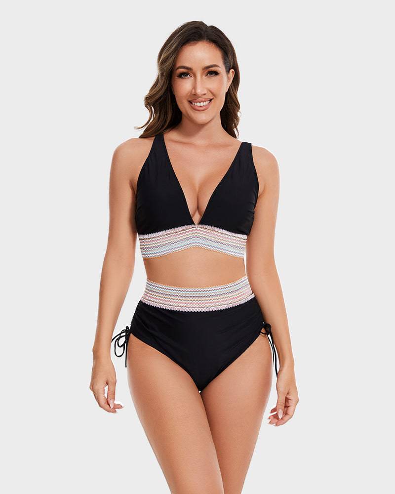 "Trendy verstelbare damesbikini, wine red, met high-waisted design en kleurblokken voor elegantie en comfort."
