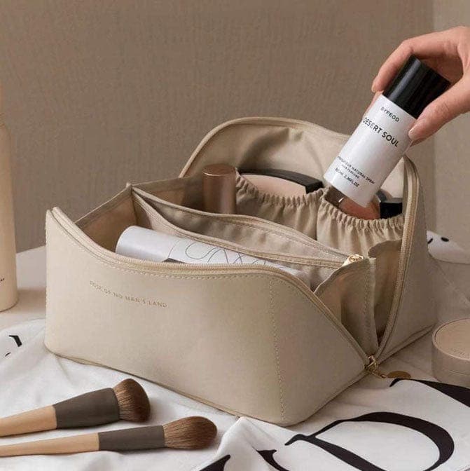 Stijlvolle dames make-up tas organizer. Ideaal voor het opbergen van cosmetica en beauty accessoires thuis of op reis.