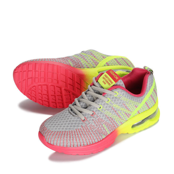 Trendy driekleurige dames sneakers, perfect voor casual mode en dagelijks comfort.