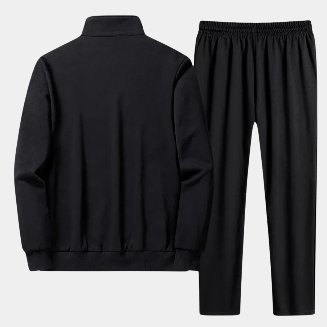 "Tweedelig trainingspak voor heren met hoodie en broek, verstelbare taille, zacht materiaal; ideaal voor comfort en stijl."