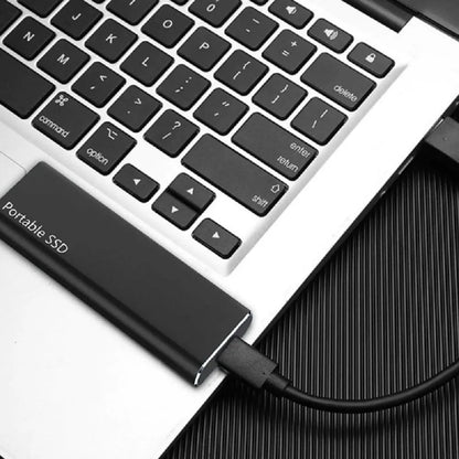 "Ultra dunne 4 TB externe harde schijf met USB-C aansluiting, slank en draagbaar ontwerp, snelle en ruime opslag."