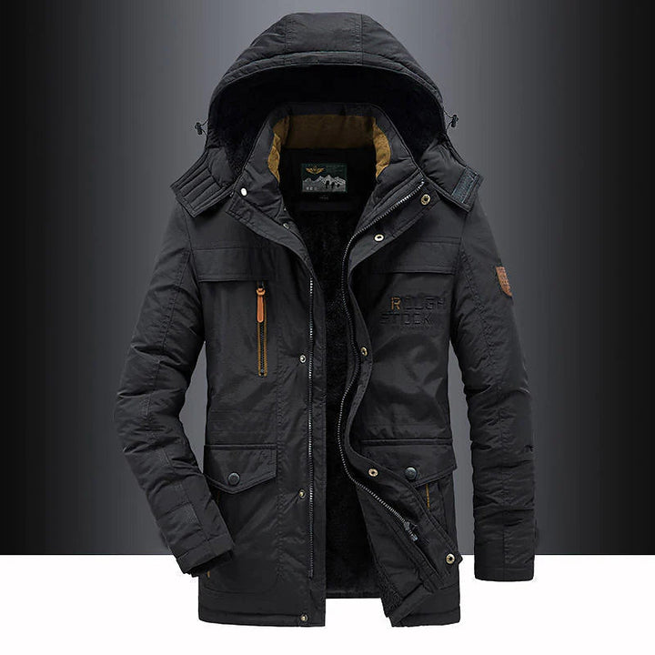 Leventis heren winterjas: warme parka met capuchon, fleece-voering en robuuste stof voor buitenkleding in de winter.