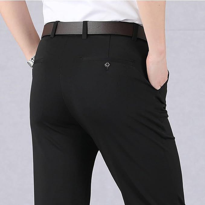 Close-up van de textuur van de heren stretch pantalon Leo, voor een stijlvolle en flexibele herenbroek.