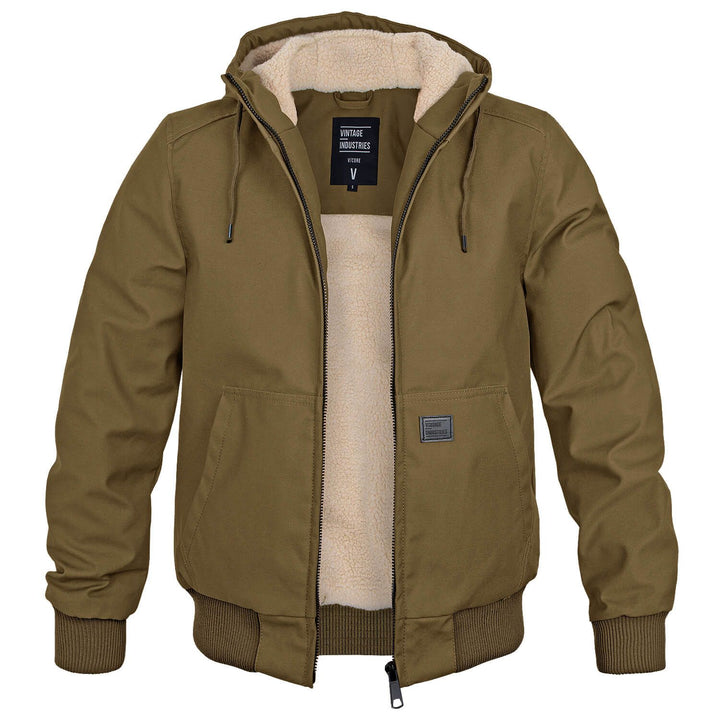Warme kaki heren winter bomberjas Finn. Een stijlvol en comfortabel bomberjack, perfect voor elke casual winterlook.