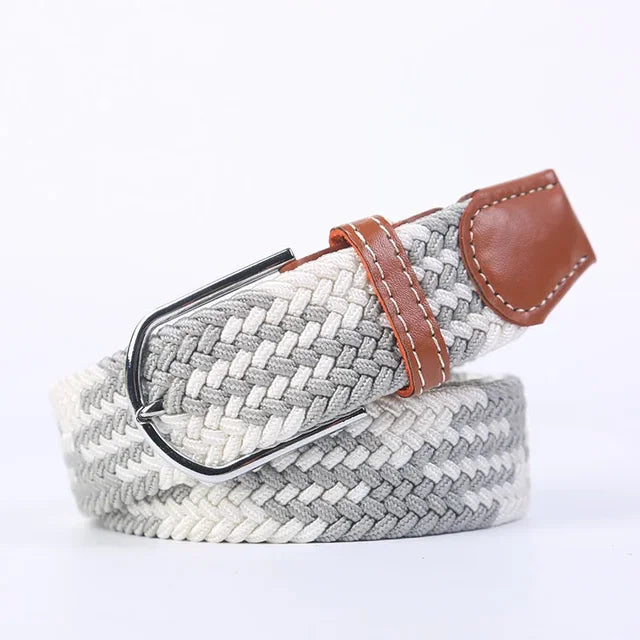 Witte stretchriem, imitatieleer, unisex, lichtgewicht en comfortabel.