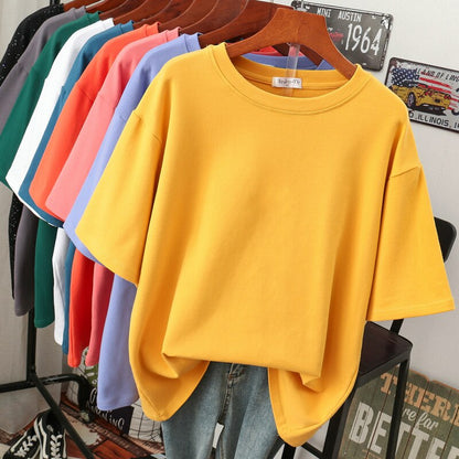 "Valentina oversized T-shirt avocadogroen, comfortabele dameskleding, casual stijl, ademende katoenen stof."