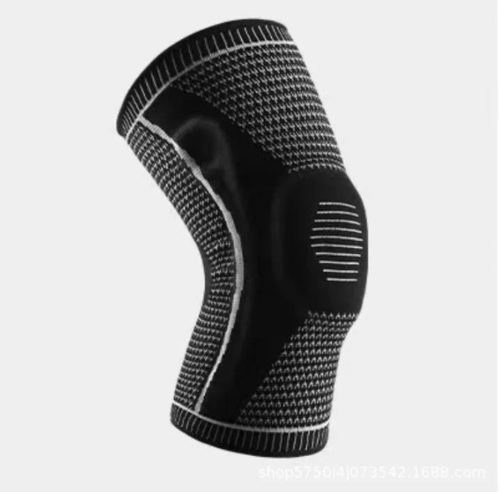 Zij-aanzicht van de ergonomische kniebrace, toont verstelbare banden voor een veilige pasvorm.